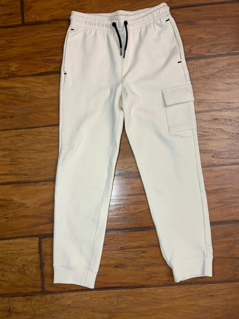 Old Navy light cream